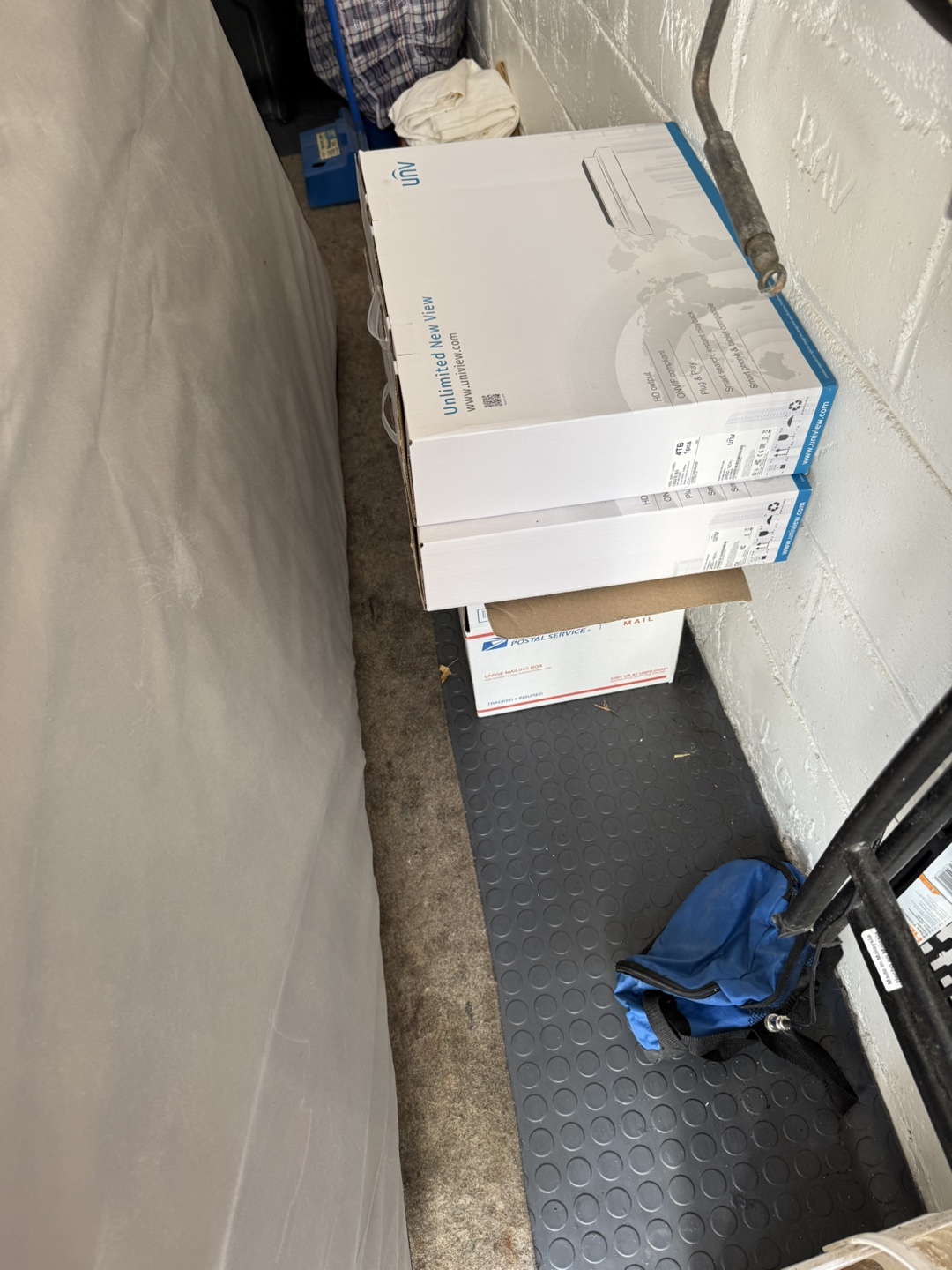 Lot of Security Cameras and Parts - Bulk Sale - photo 2