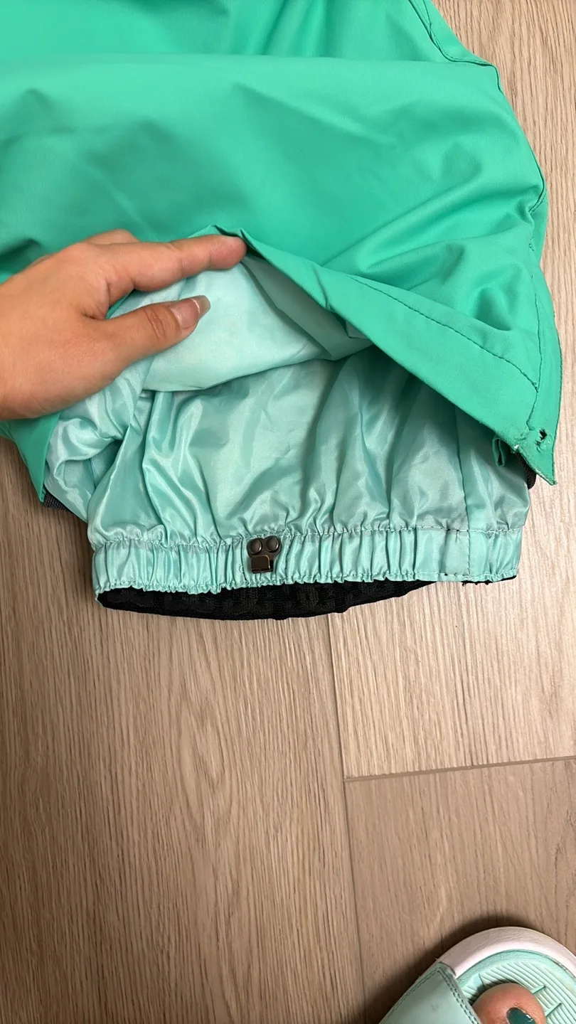 DC Women's Snowboard Pants size small image indicator(4)