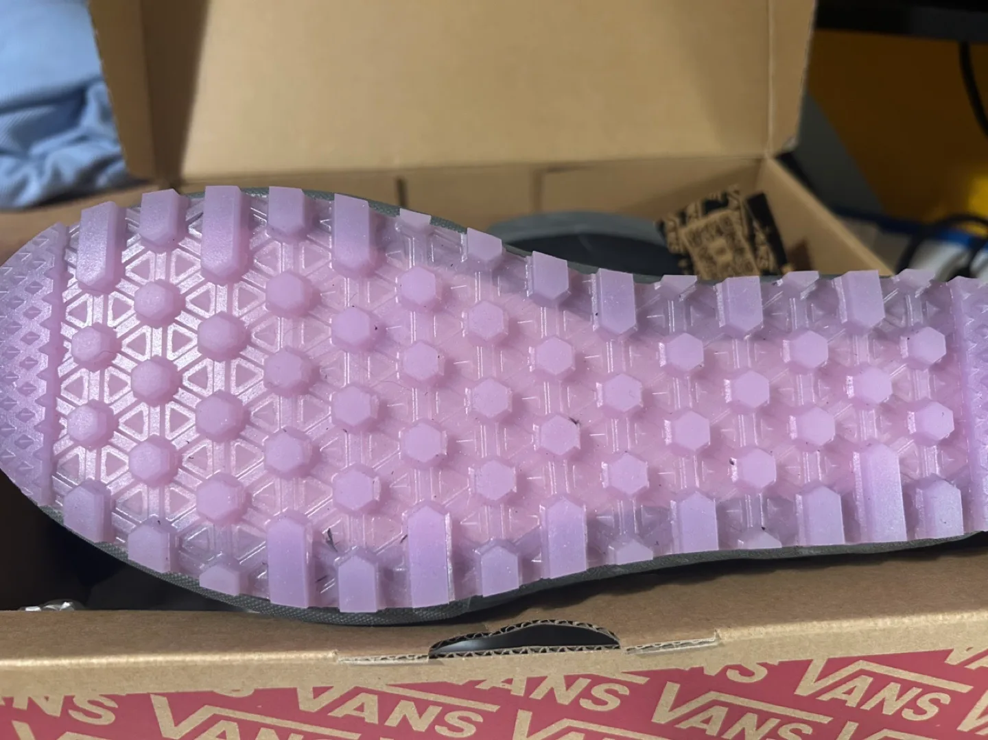 Vans Standard Mid C Black/Lilac Snow Boots - Size 9.5 Women's image indicator(4)
