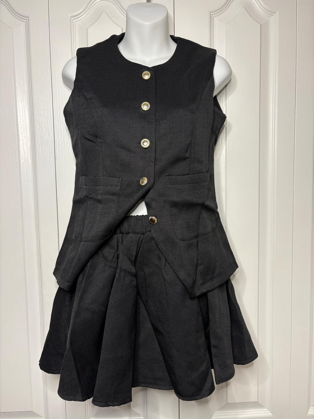 Women's Two-Piece Vest and Skirt Set