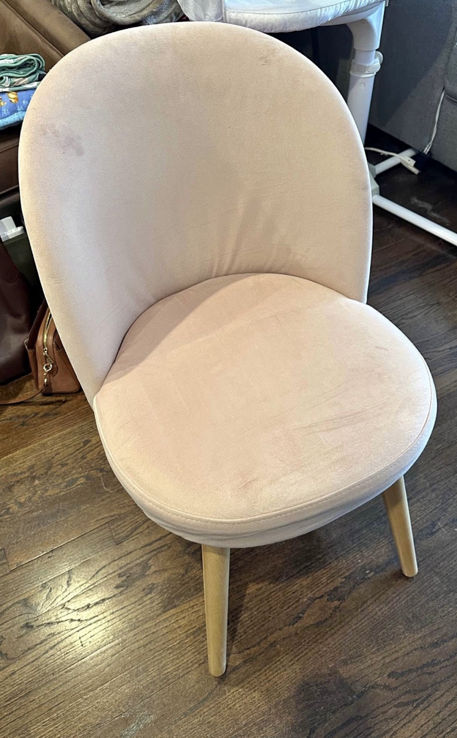 Pink Velvet Chair with Wooden Legs - photo 2