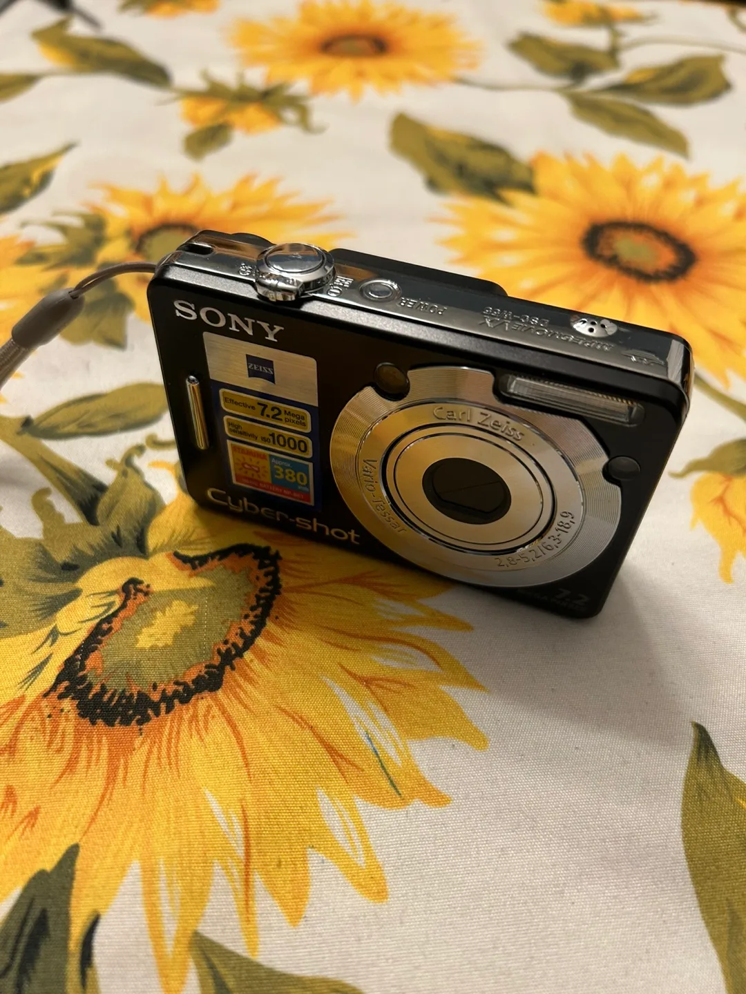 Sony Cyber-Shot DSC-W55 7.2MP 3x Optical Zoom Digital Camera image indicator(4)