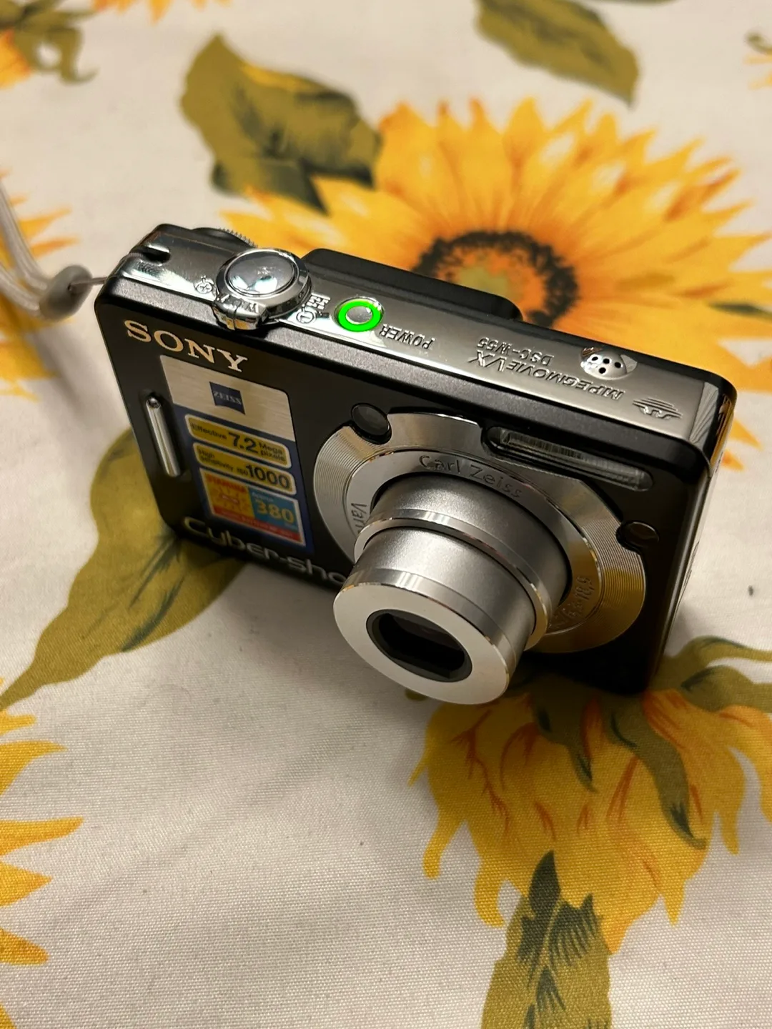 Sony Cyber-Shot DSC-W55 7.2MP 3x Optical Zoom Digital Camera image indicator(9)