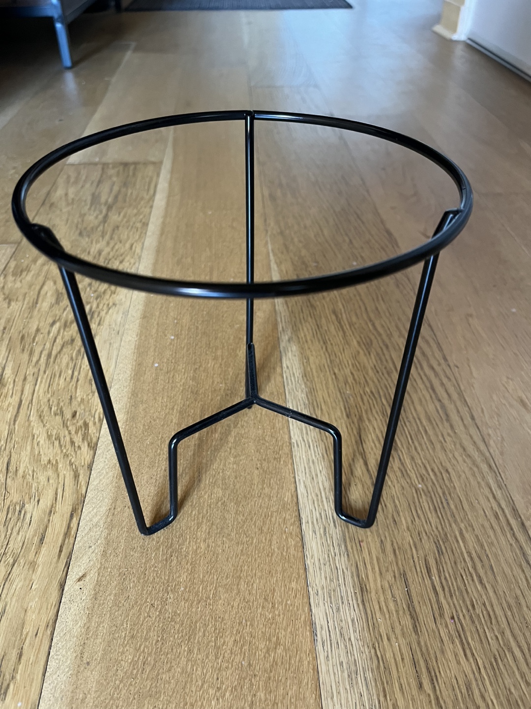 Black Metal Plant Pot Stand