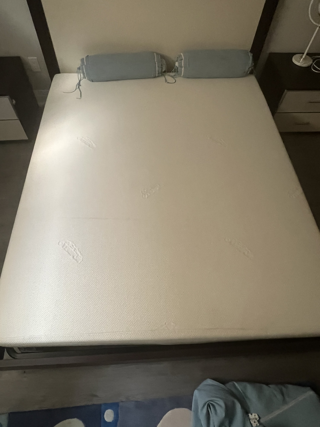 Tempur-Pedic Mattress  - Queen size - photo 3