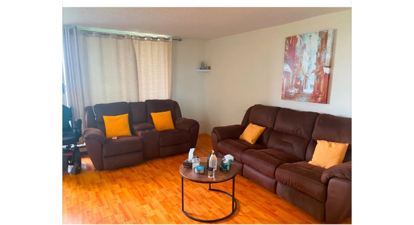 Apartment thumbnail