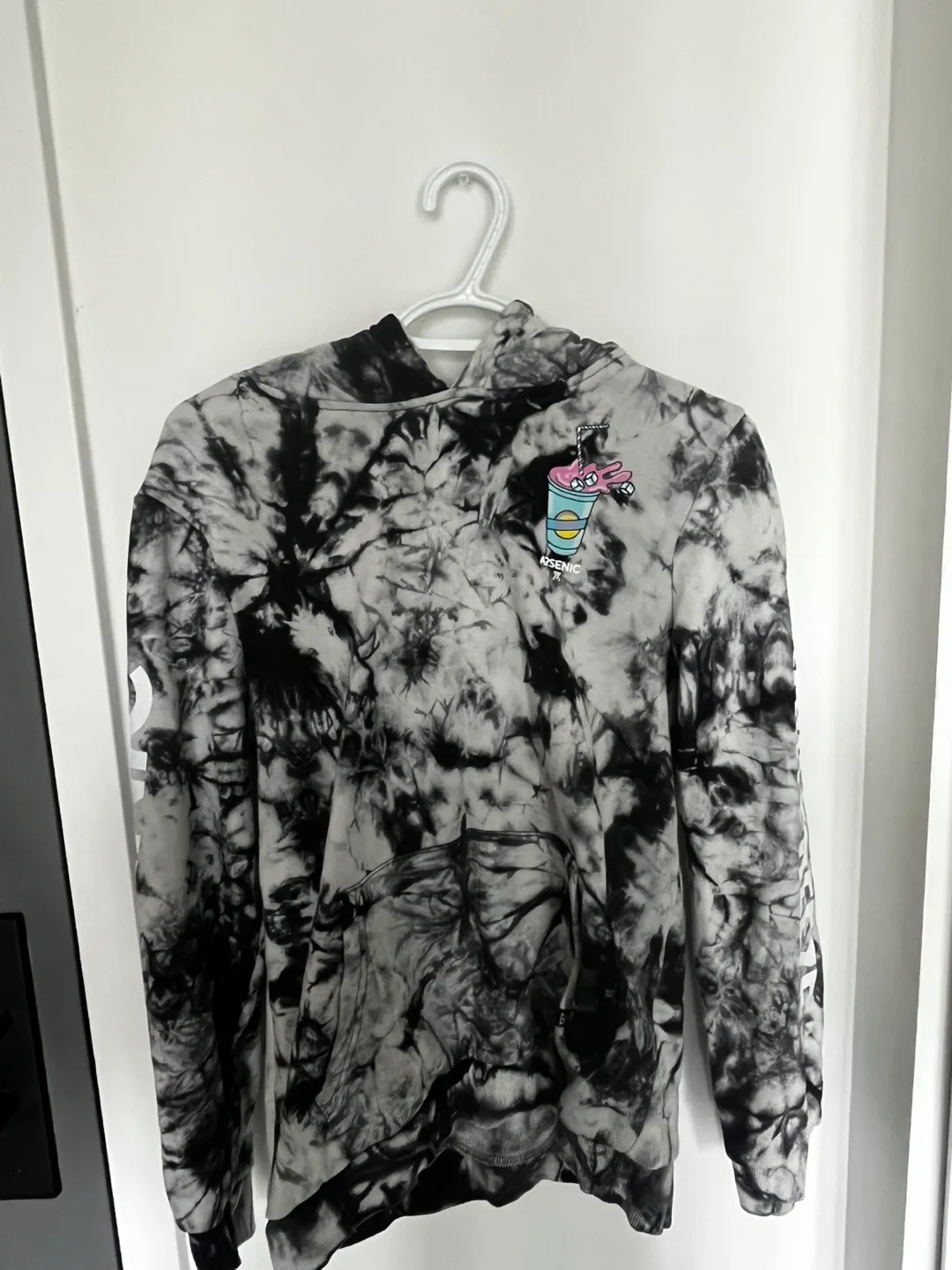 Arsenic Youth Black and Grey Tie-Dye Hoodie Size XL image indicator(2)