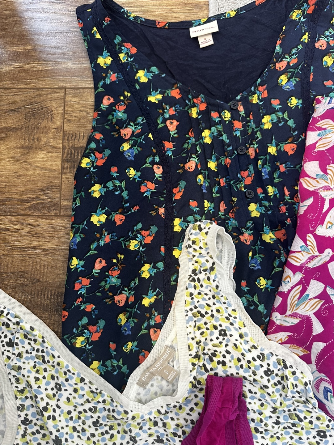 Lot of Fun and patterned ladies tops for spring - photo 3