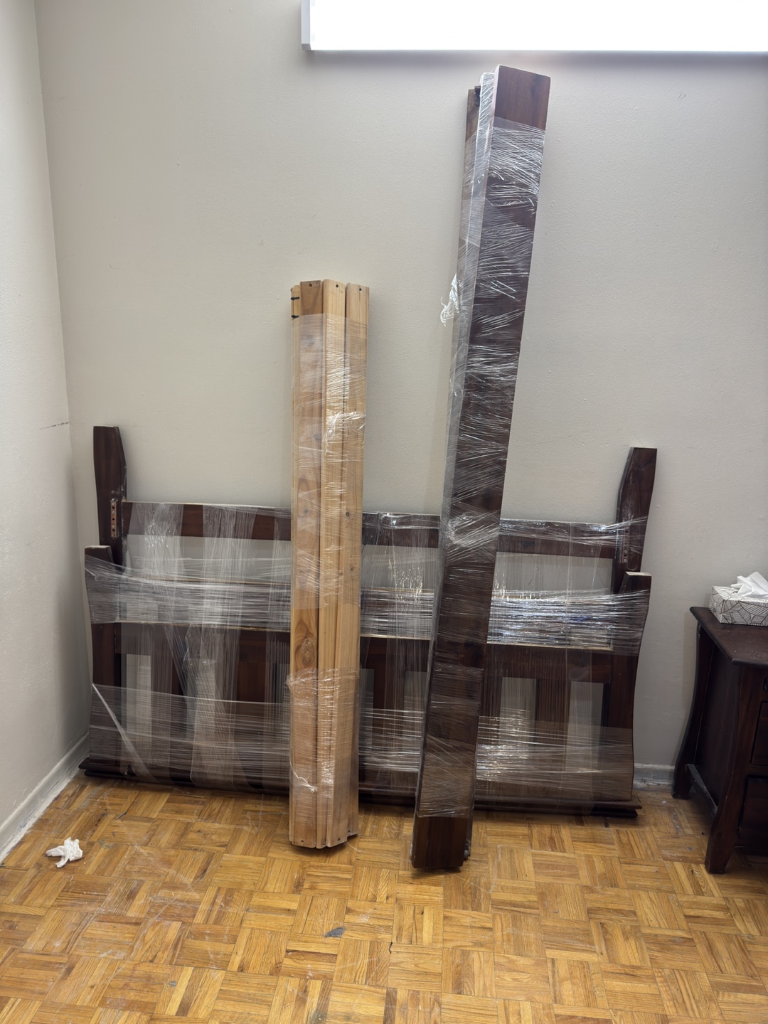 Queen Size Dark Brown Wooden Bed frame & Nightstand - photo 4