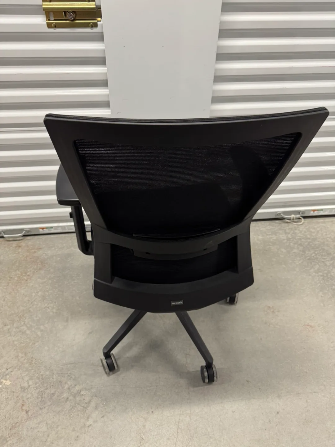 Black Mesh ergonomic Office Chair with Arms (delivery available) image indicator(3)