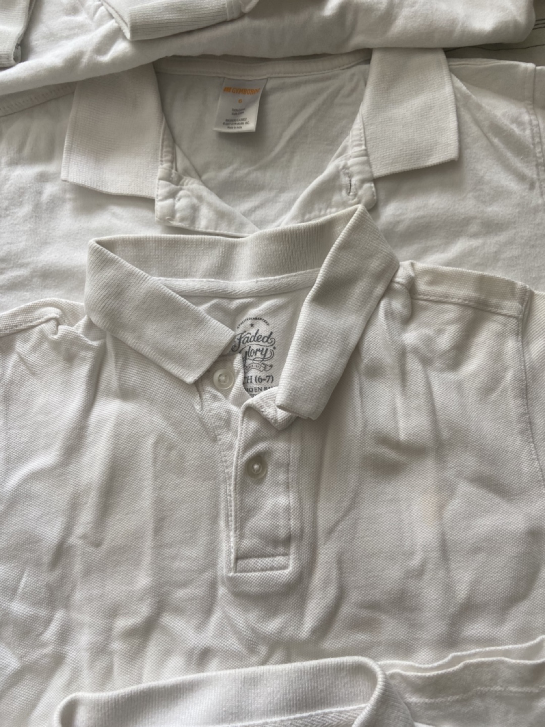 4 white T-shirt size 6 to 7 - photo 2