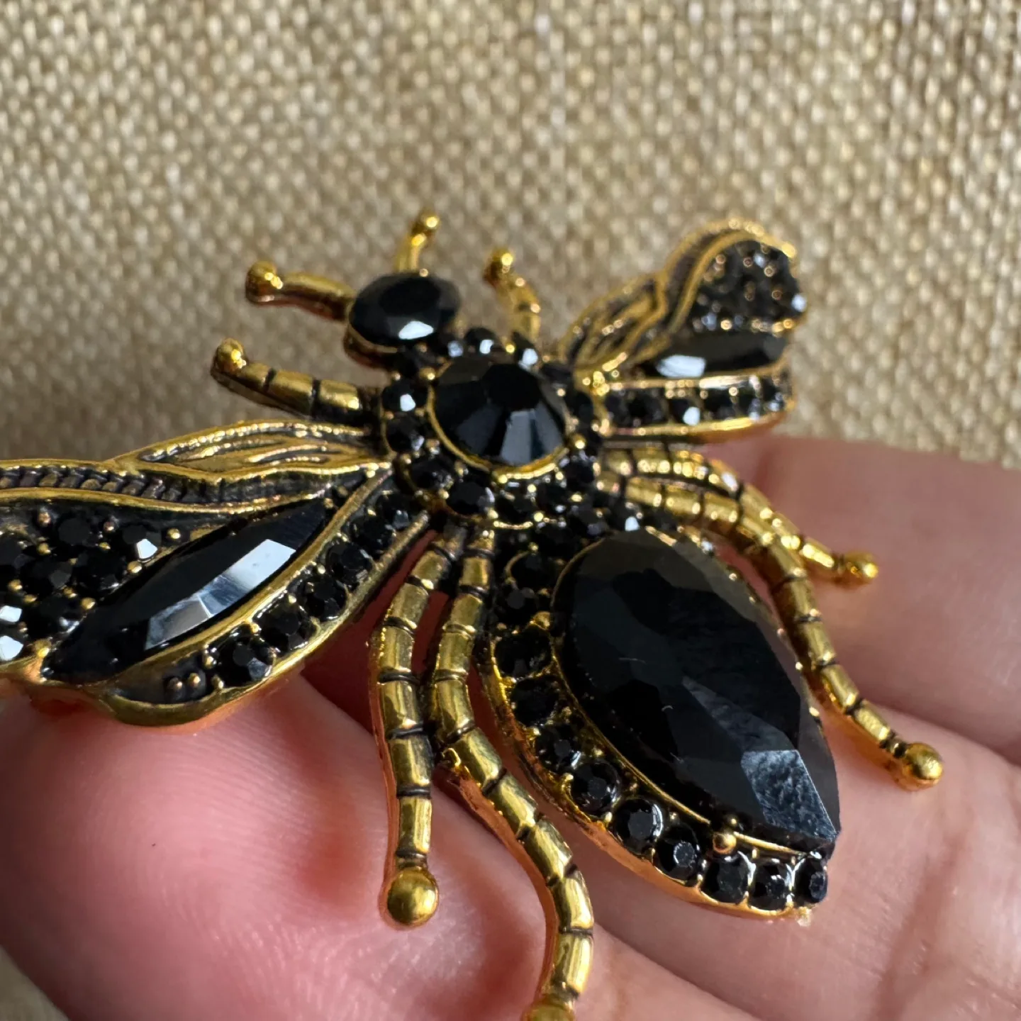 Luxe Gold Bee Brooch with Black Crystals image indicator(3)