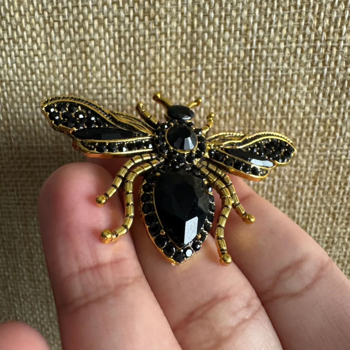 Luxe Gold Bee Brooch with Black Crystals image indicator(8)