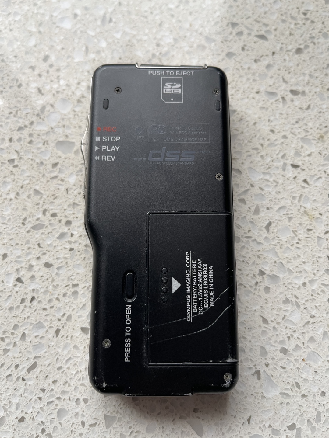 Olympus DS-5000 Digital Voice Recorder with Case and Charger - photo 5