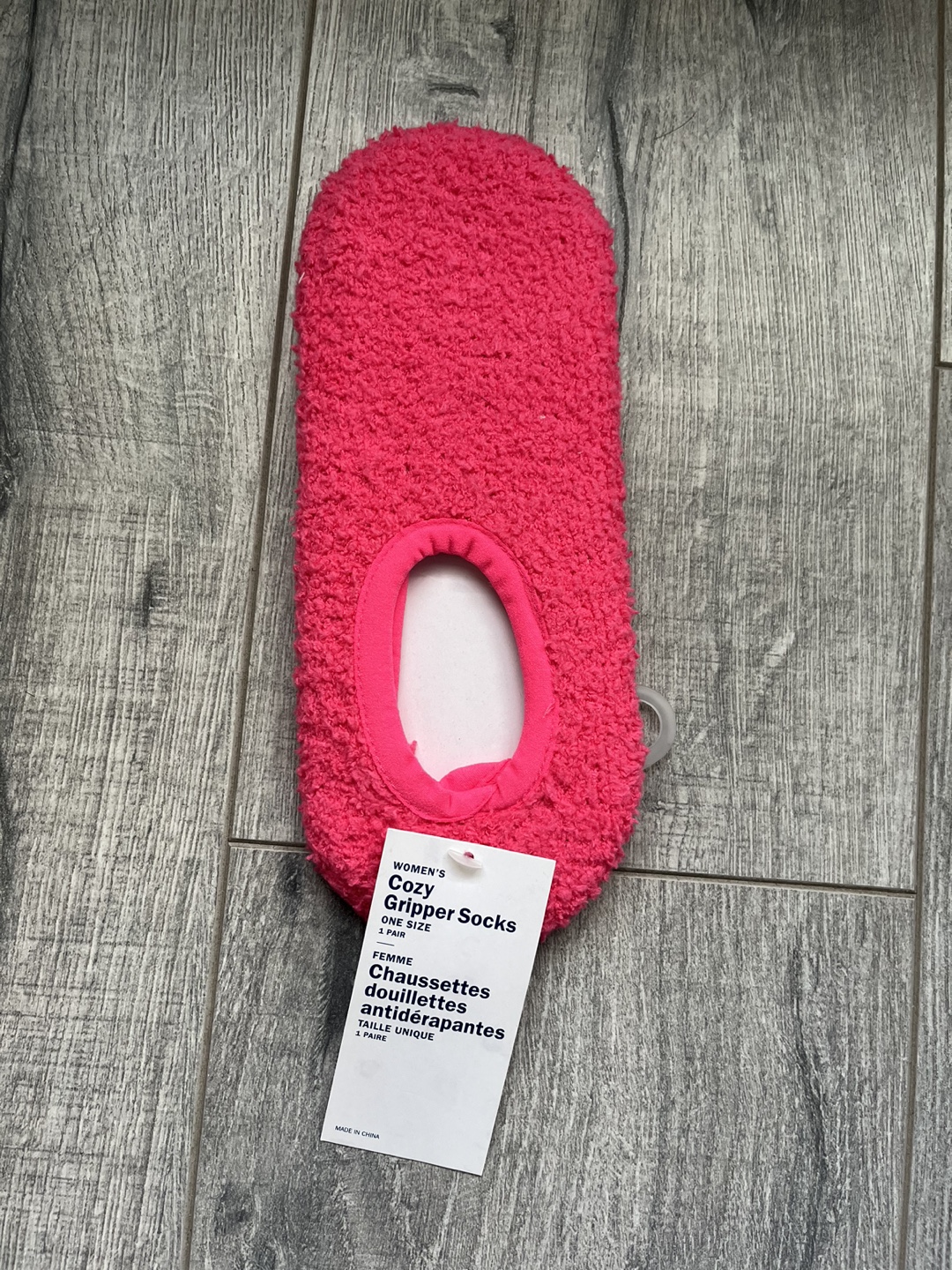 Old Navy Women's Cozy Gripper Socks - Pink