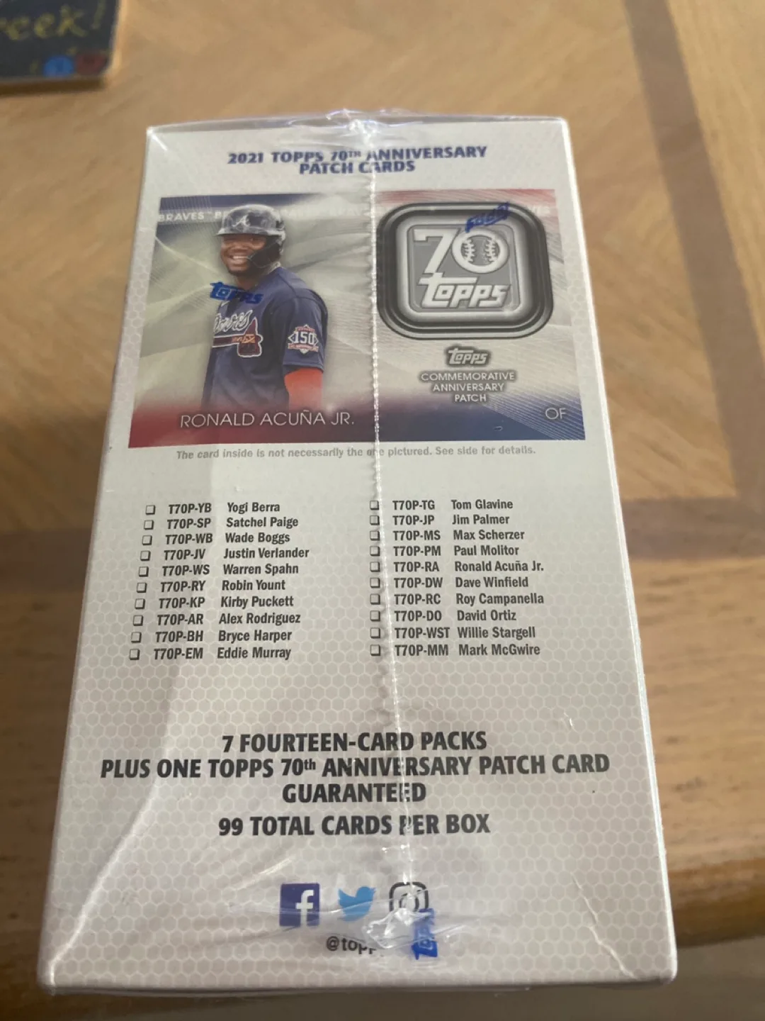 2021 Topps Baseball Update Series Box - 99 Cards! image indicator(2)