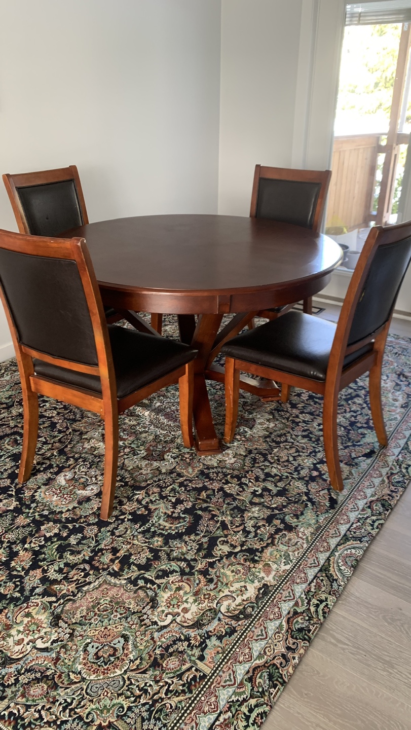Round Dining Table Set with 4 Chairs