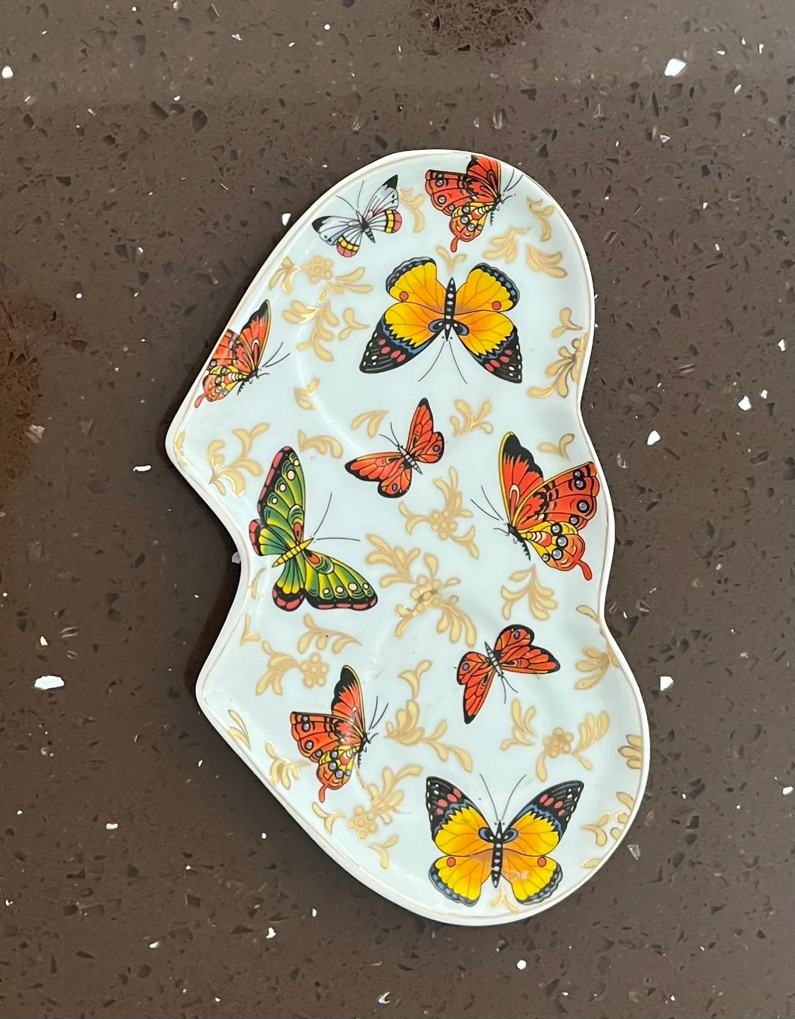 Adeline Butterfly Plate Succulent Planter image indicator(4)