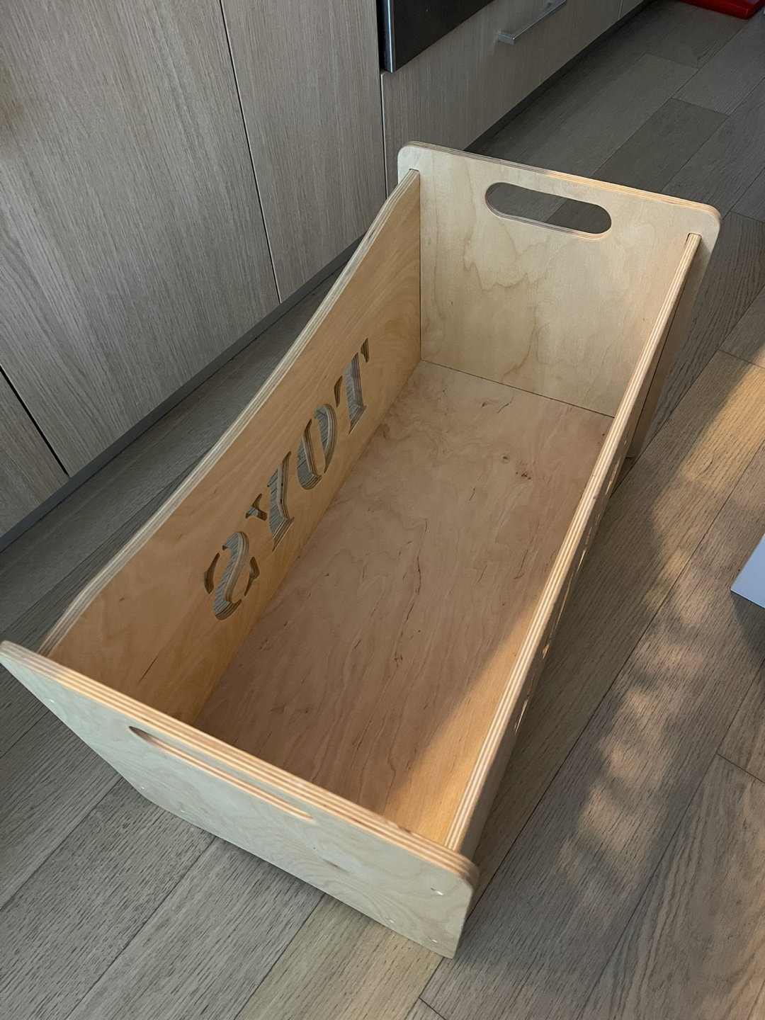 Wooden Toy Storage Box with Cutout "Toys" Design - photo 3