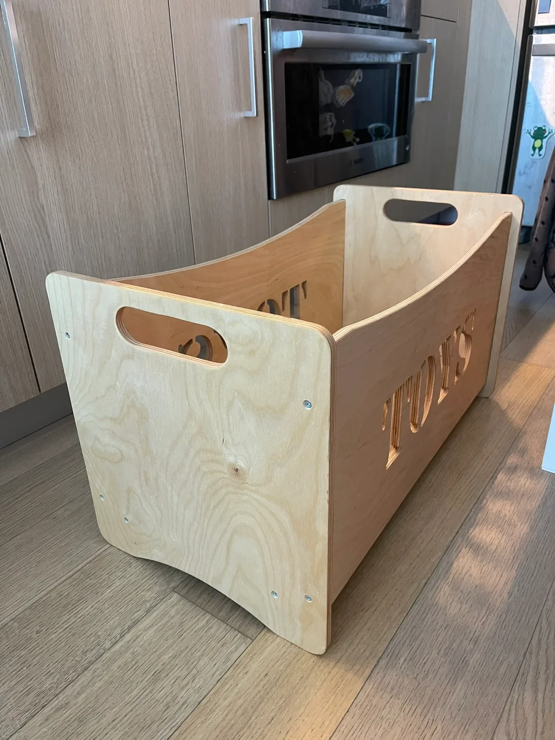 Wooden Toy Storage Box with Cutout "Toys" Design image indicator(2)