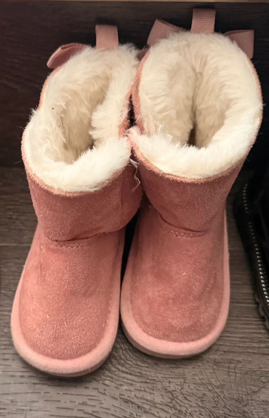 Baby Girl Pink Fuzzy Booties #freecycle thumbnail