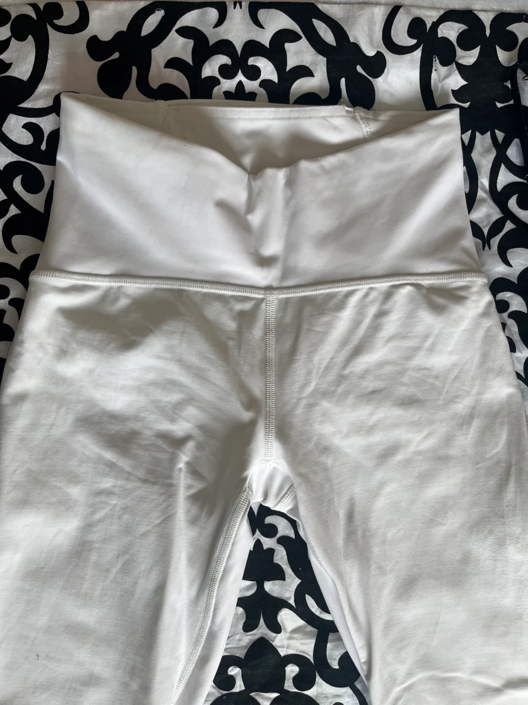 lululemon running leggings XS US 4 image indicator(5)