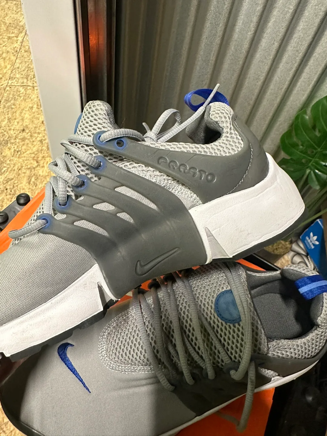 Nike Air Presto Grey Blue Sneakers Size 9 image indicator(6)