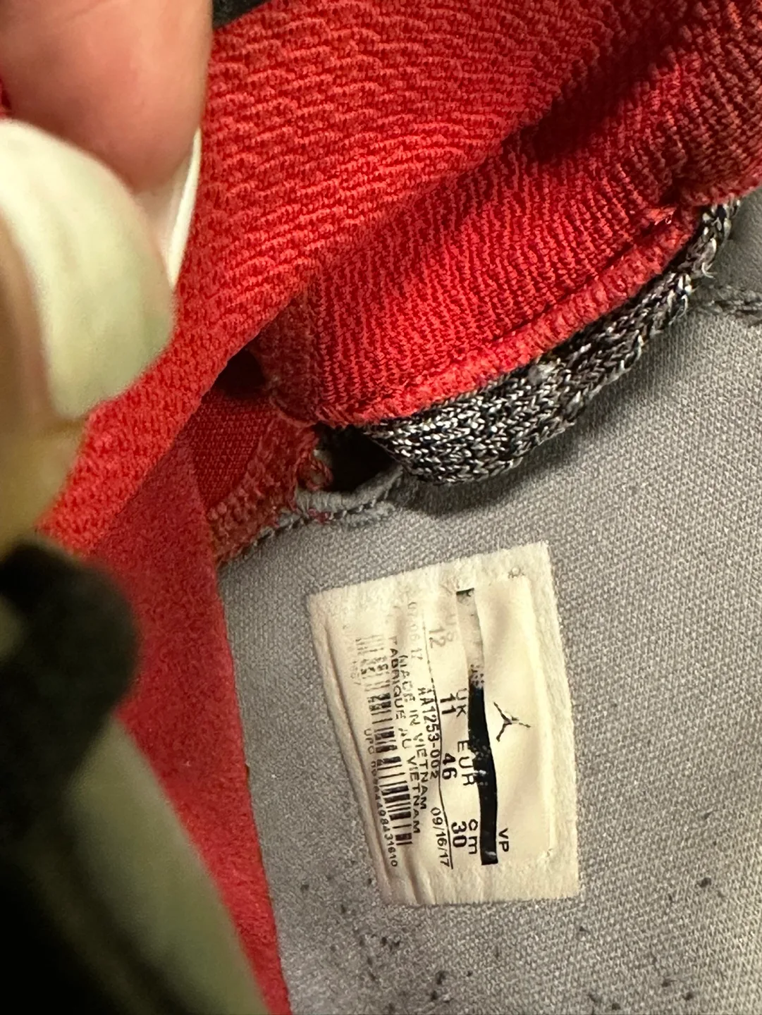 Air Jordan 32 MVP Grey Black Red Men's Basketball Shoes Size 12 image indicator(4)