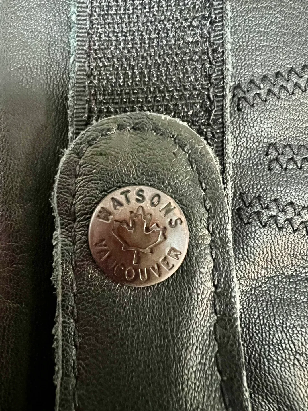 🇨🇦 Watsons Vancouver Black Leather Biker Gloves 🍁 image indicator(2)