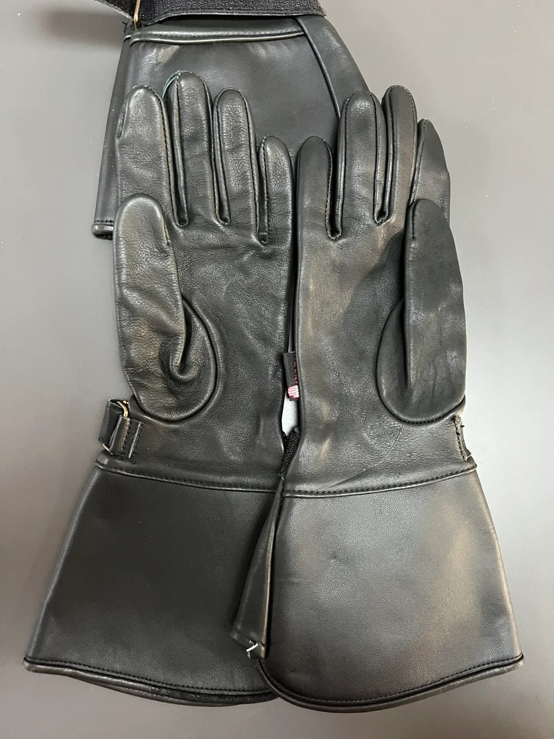 🇨🇦 Watsons Vancouver Black Leather Biker Gloves 🍁 image indicator(5)