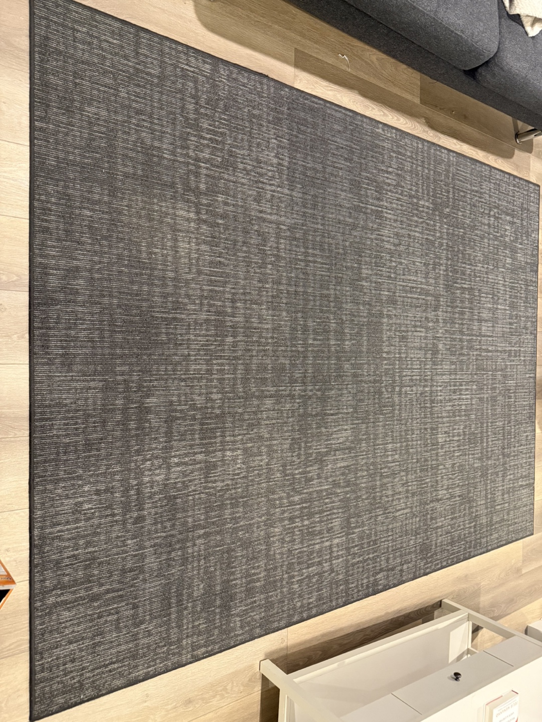 Modern Grey Area Rug - photo 2