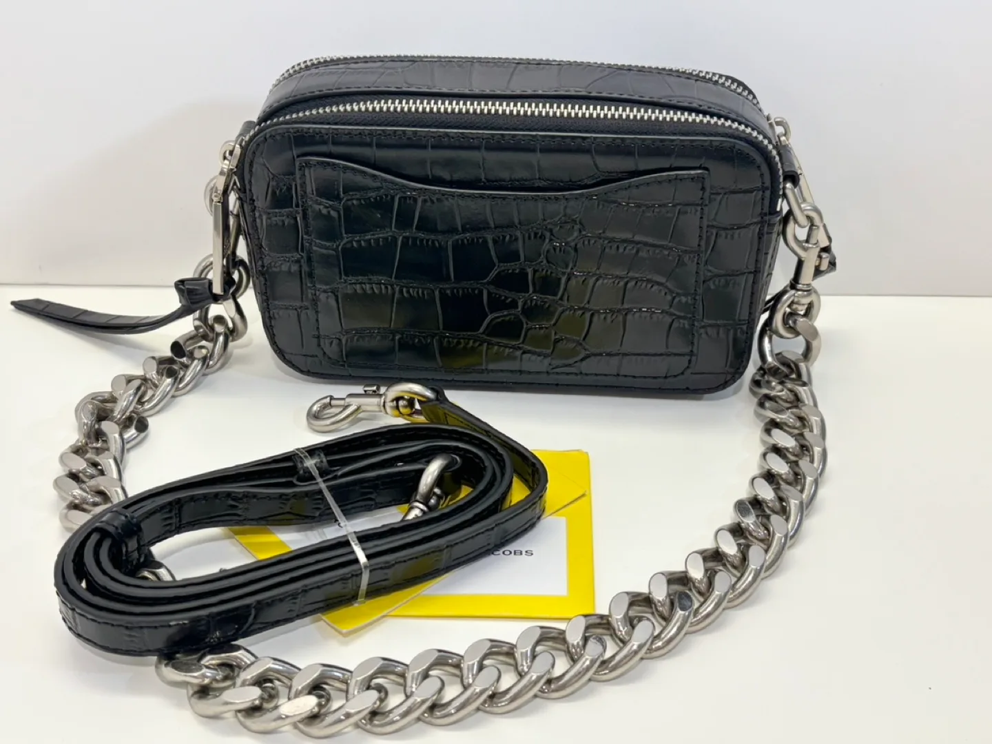New! Marc Jacobs Snapshot leather crossbody black image indicator(3)
