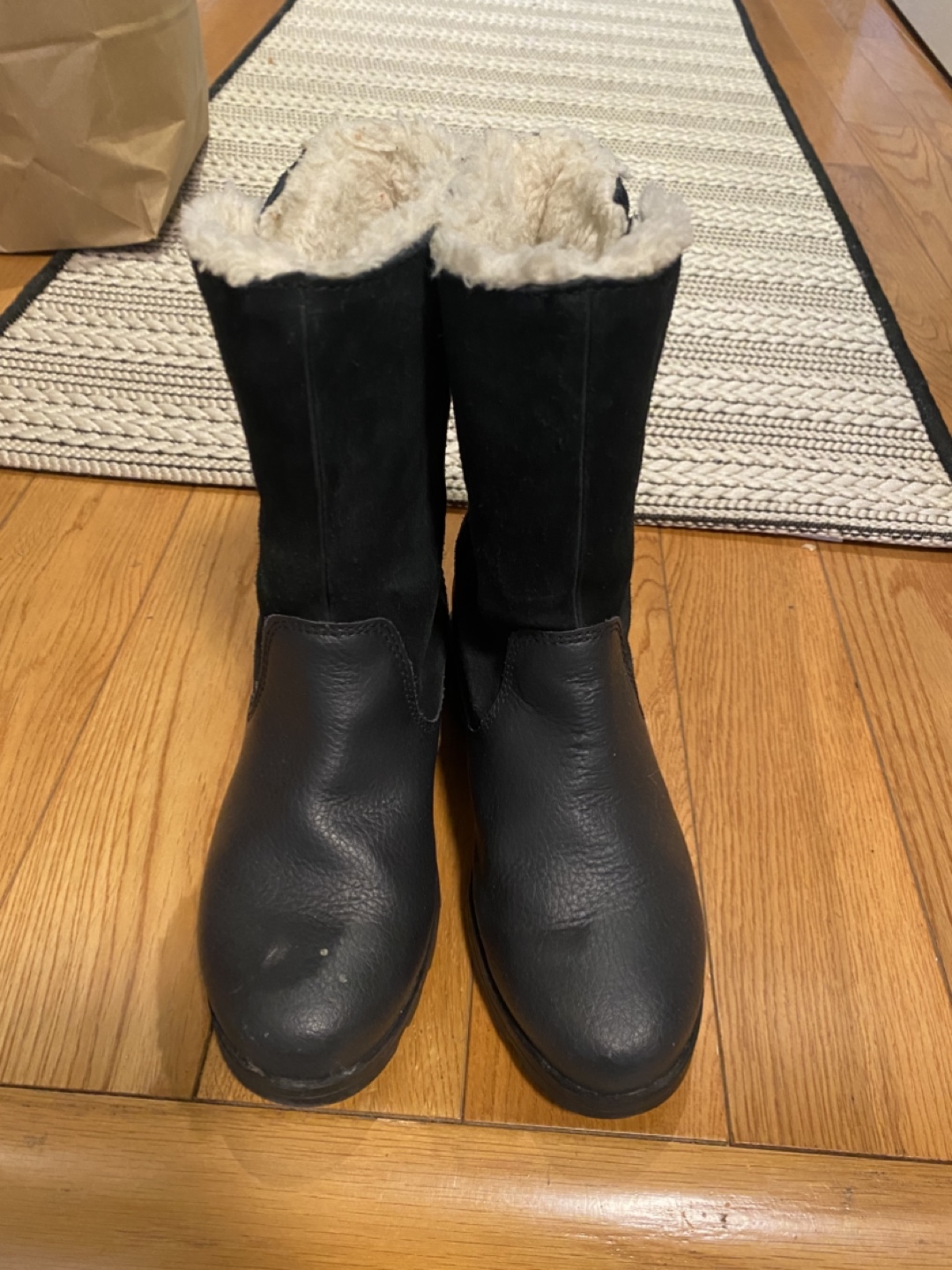 Girl’s Sorel Boots size 1 - photo 2