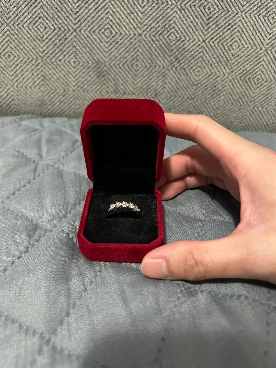 18K Japan Gold Diamond Ring image indicator(2)