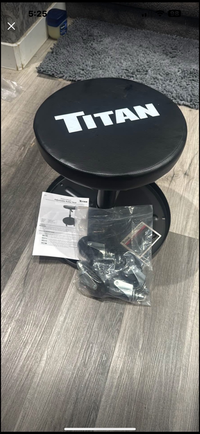 Titan Adjustable Roller Seat - photo 3