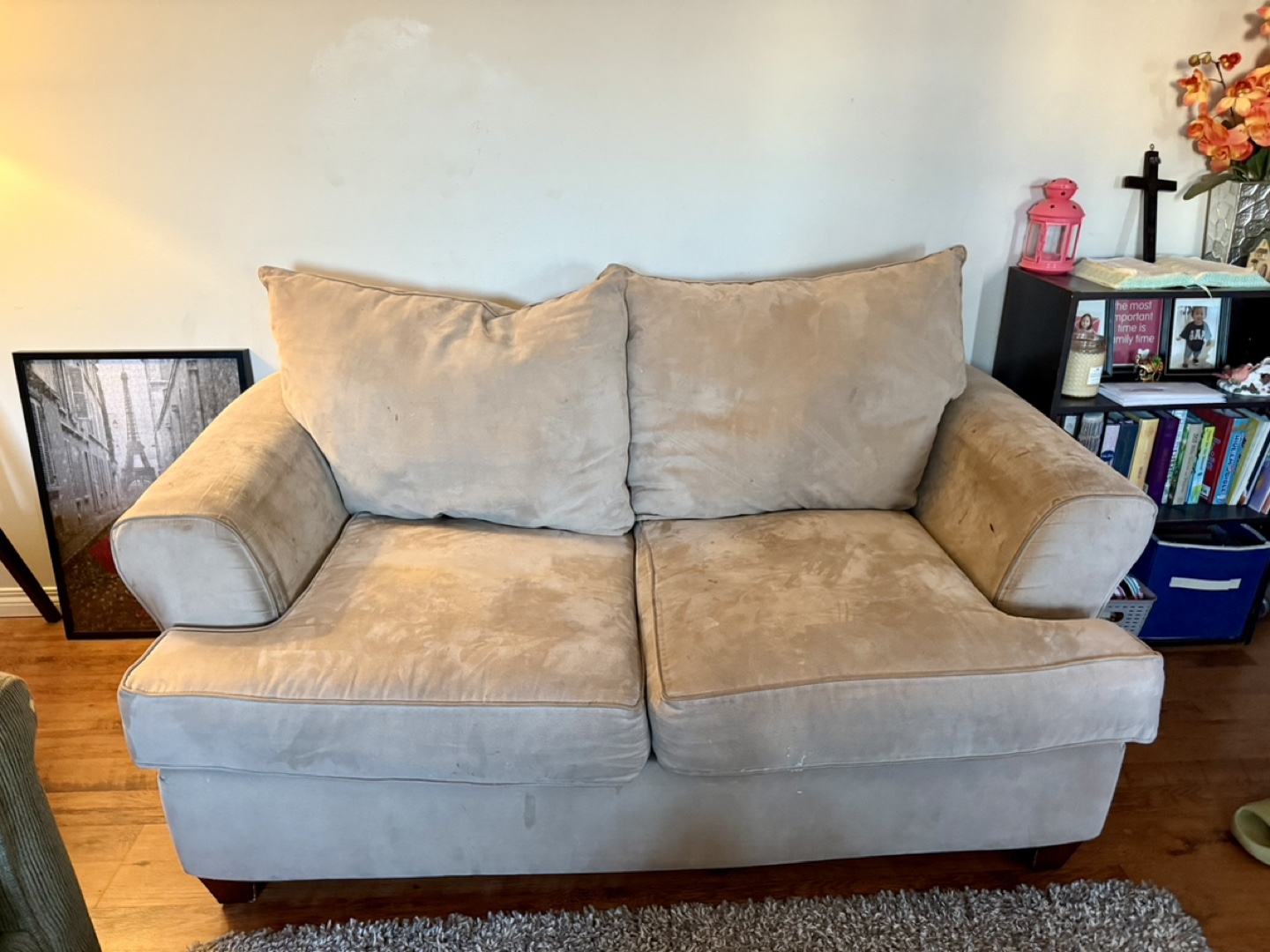 Two Sofas #freecycle - photo 2