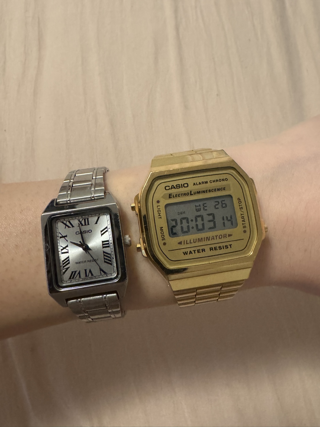 Two Casio Watches - Gold & Silver - photo 2