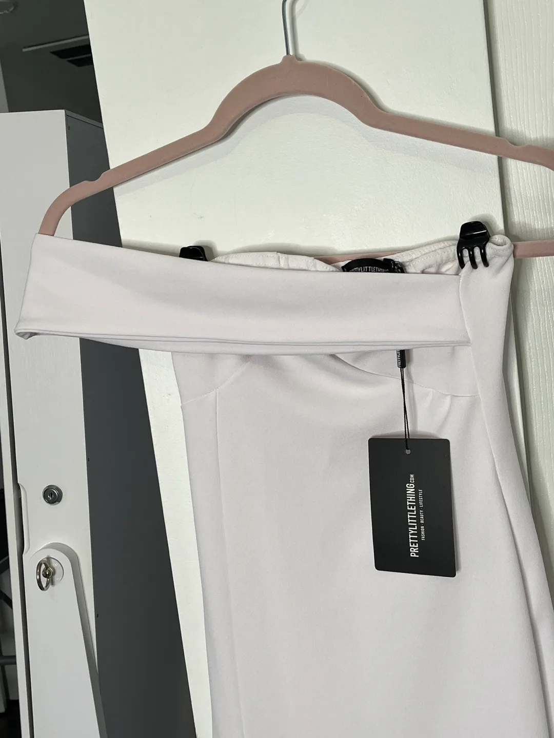 PrettyLittleThing White One-Shoulder Maxi Dress image indicator(4)