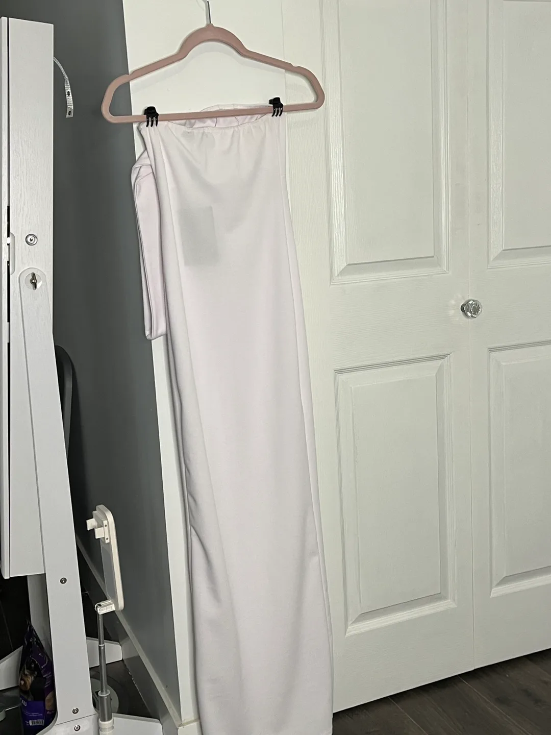 PrettyLittleThing White One-Shoulder Maxi Dress image indicator(7)