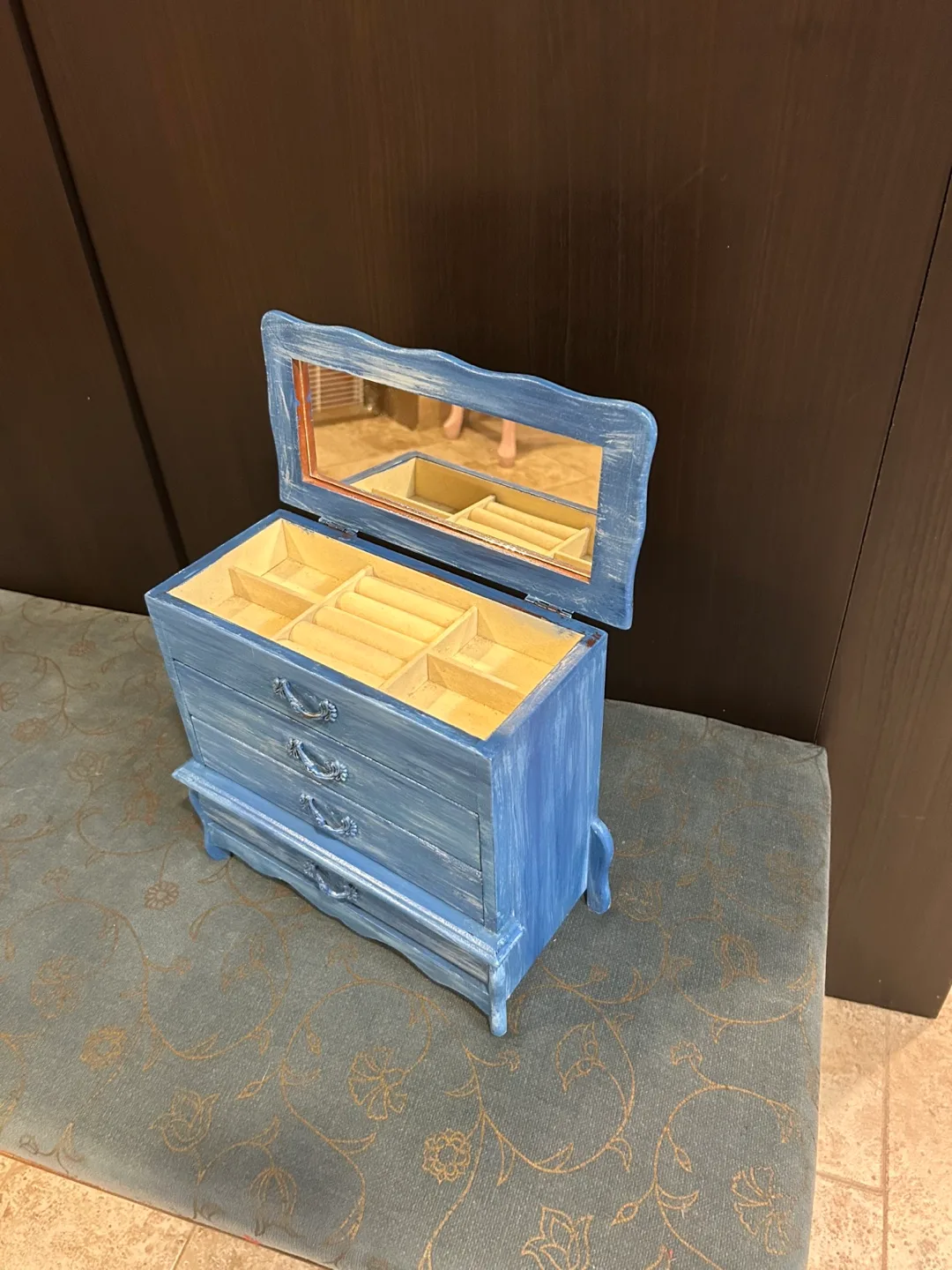 Vintage Blue Painted Jewelry Box image indicator(2)