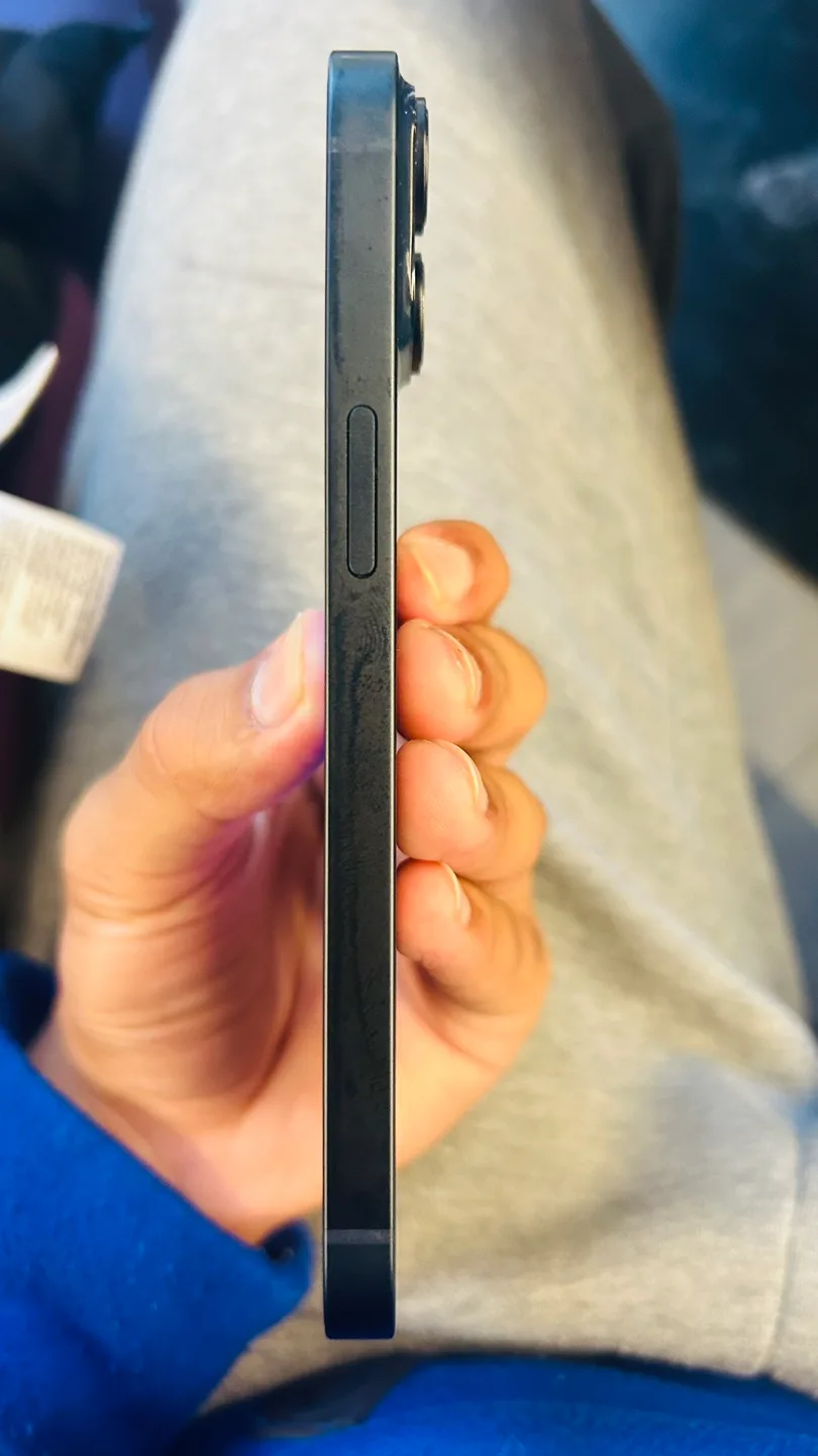 iPhone 14 Midnight Best condition image indicator(7)