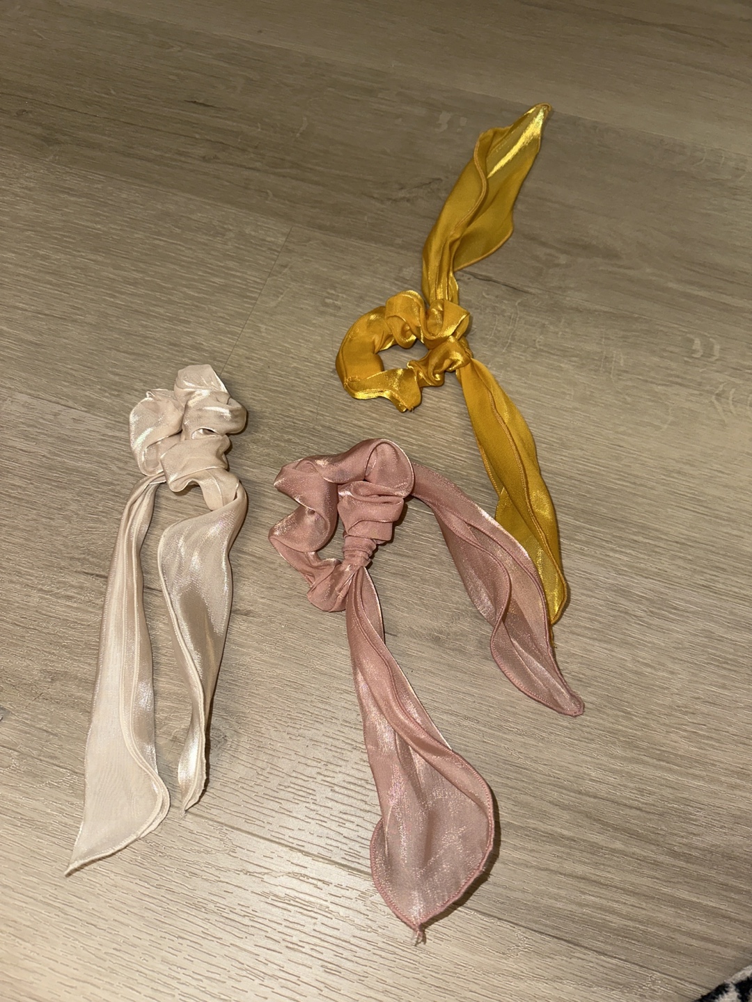 #freecycle 🥕 Three Satin Scrunchies with Long Ties