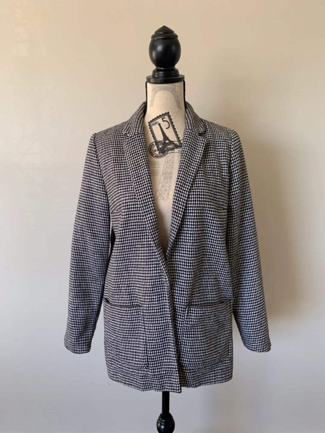 Women’s Blazer image indicator(2)