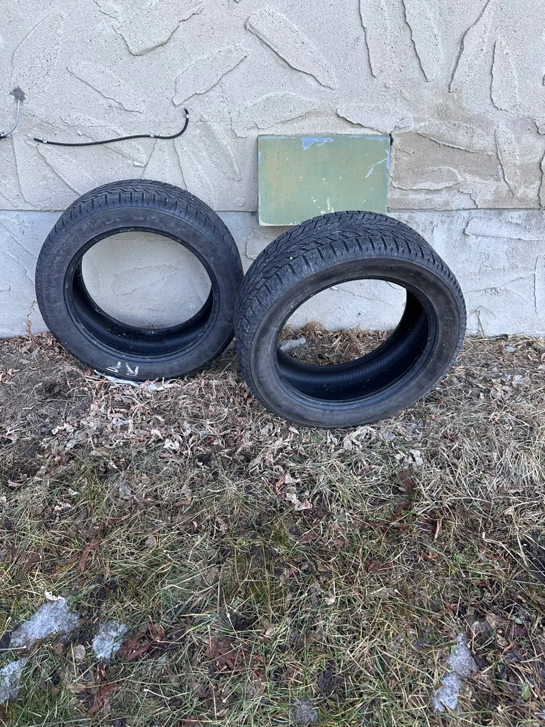 Toyo Winter Tires - 235/55R17 (Clearance) image indicator(4)