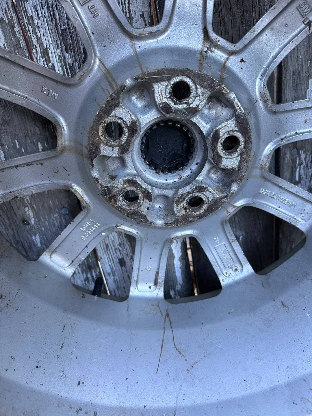 Dunlop Winter Tire - 215/45R17 image indicator(7)