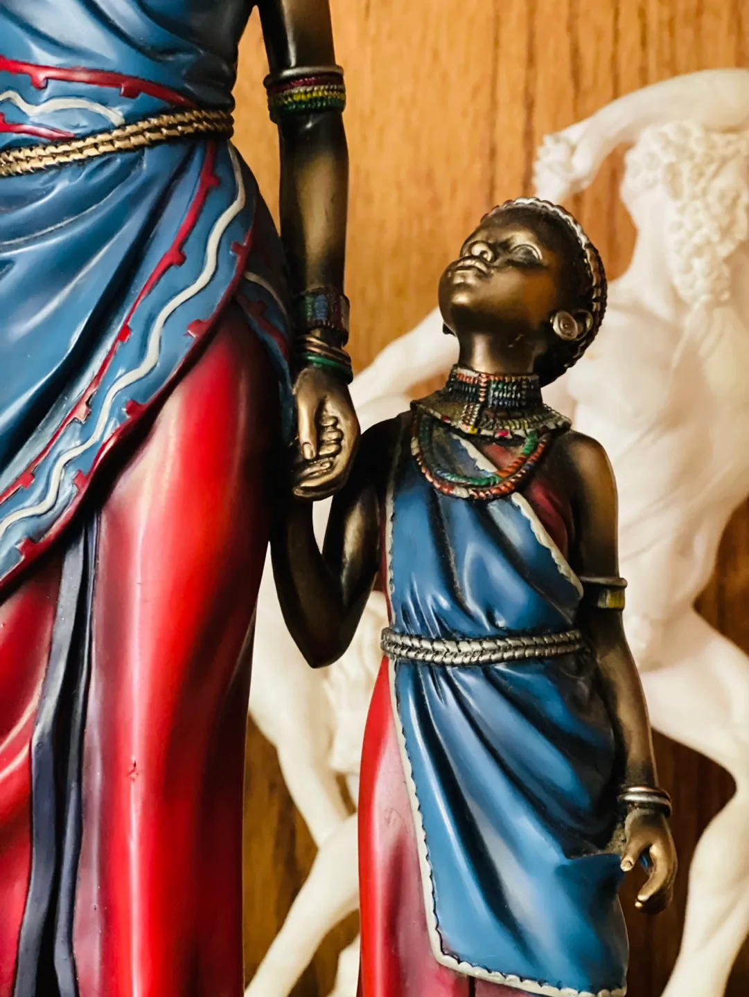 African Mother and Child Figurine image indicator(4)