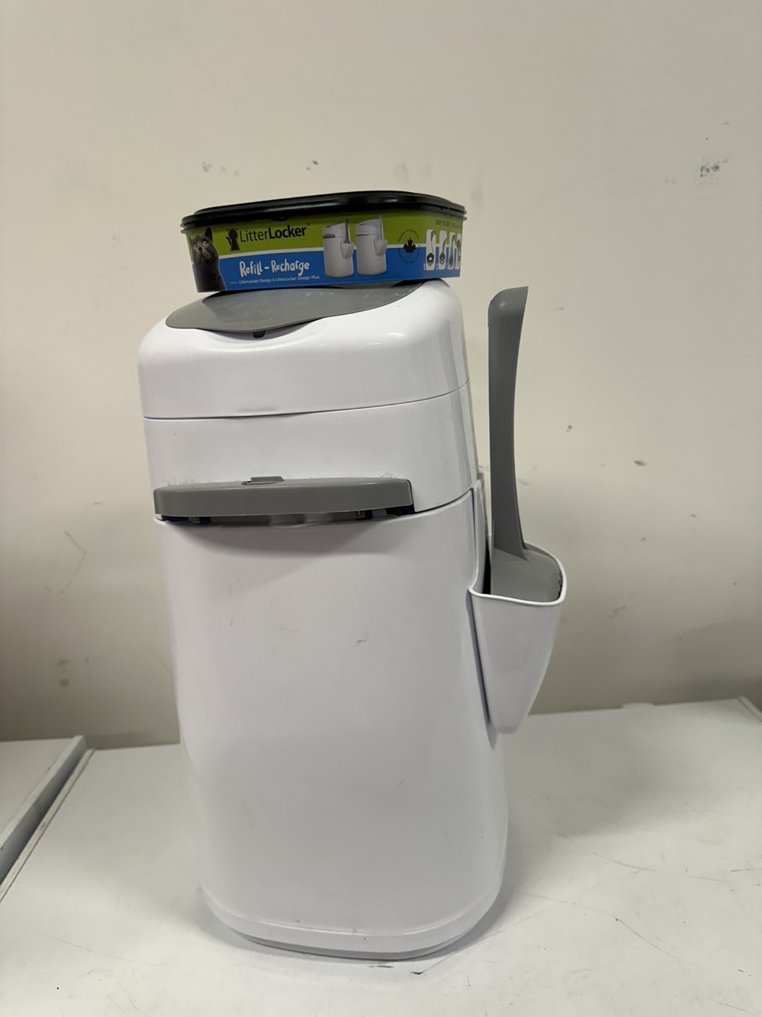Litter genie Refill and Scoop