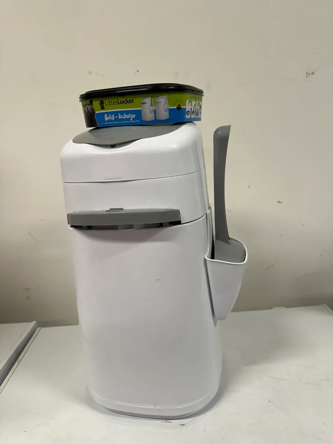 Litter genie Refill and Scoop thumbnail