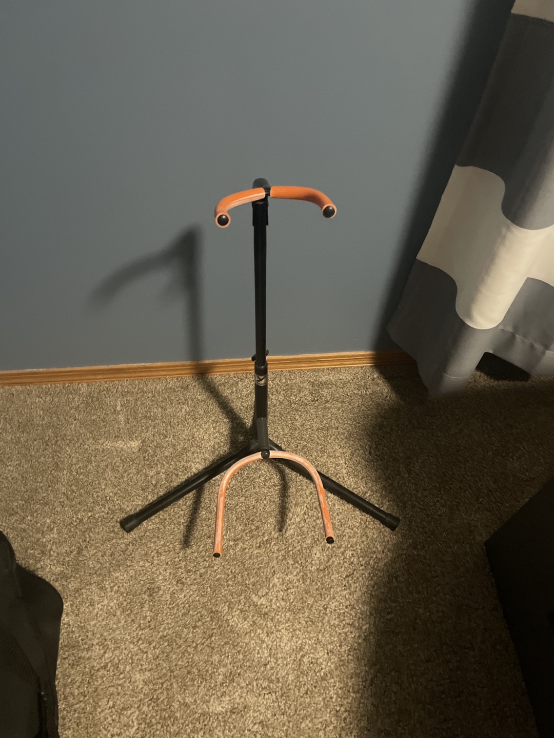 Guitar Stand #freecycle