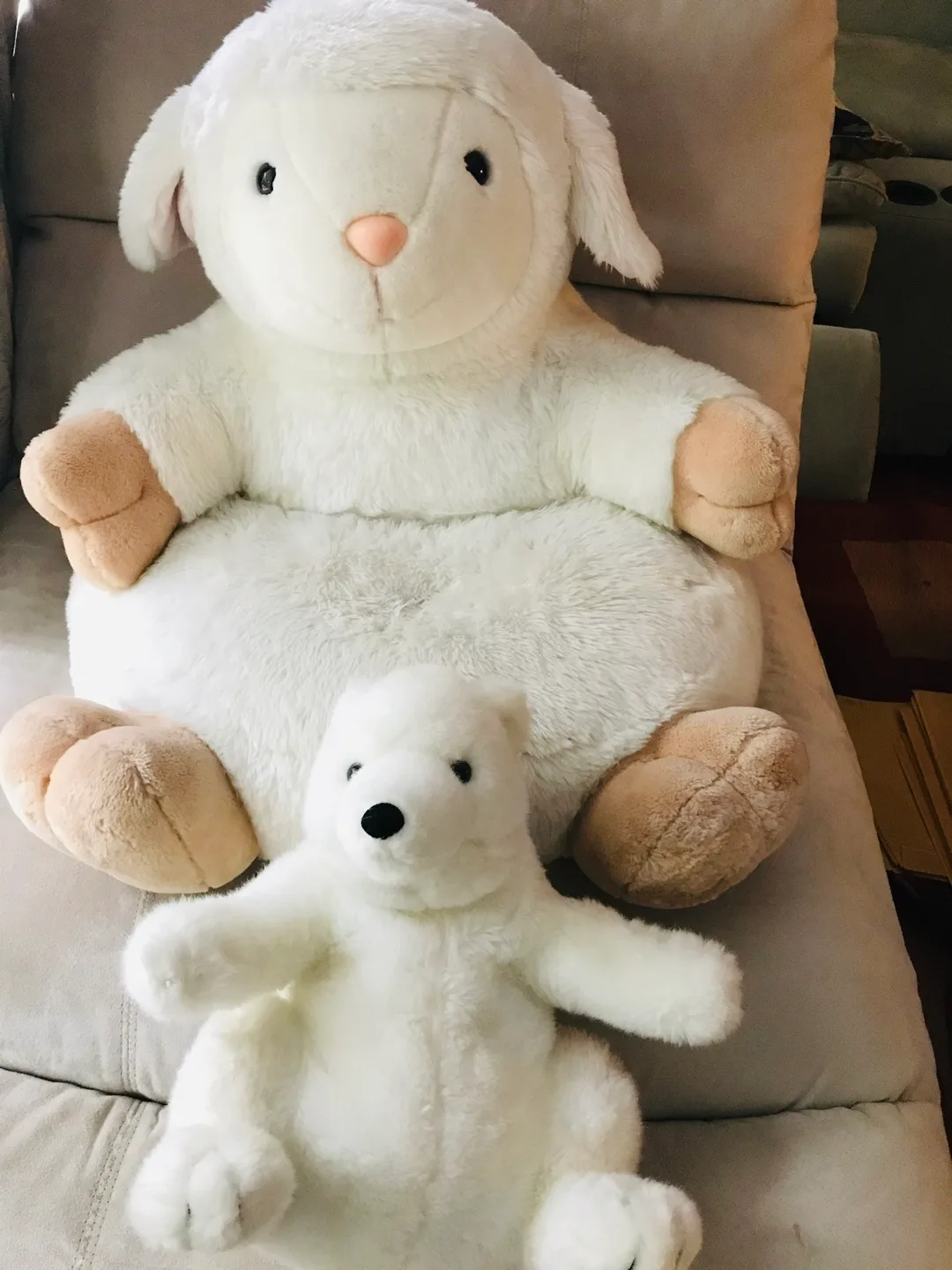 Adorable Lamb Stuffed  Chair image indicator(4)